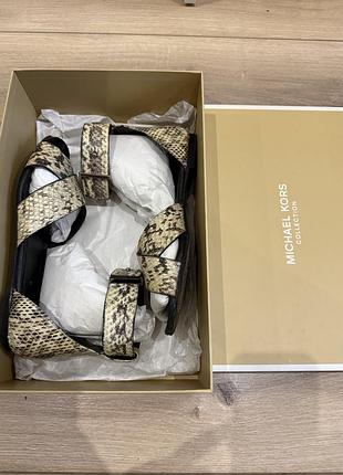 Босоніжки сандалі michael kors