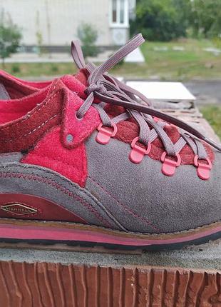 Круті оригінальні  осіні кросівки merrell