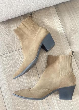 Жіночі ботильйони zara замшеві, коричневі