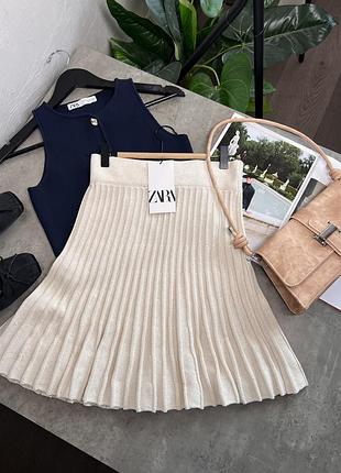 Спідниця жіноча zara вʼязана коротка плісе молочна розмір s