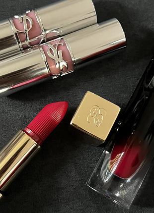 Помада estee lauder