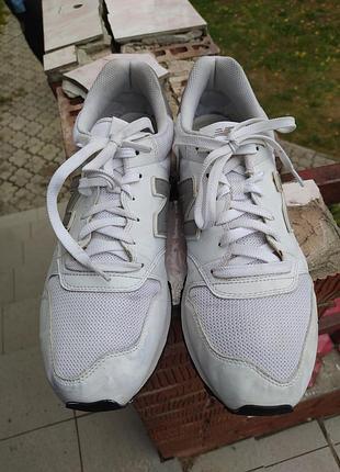 Легкие кроссовки new balance 3