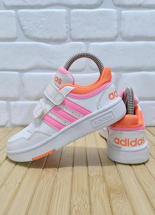Кроссовки adidas