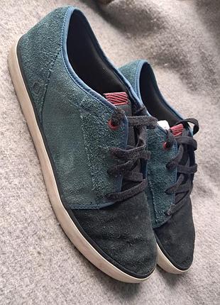 Оригинальные замшевые кеды volcom grimm shoe (v4011460 ddi) - размер 44.5 (29 см)
