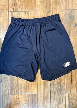 New balance sport essentials 5’’ — чоловічі спортивні шорти для тренувань фітнесу бігу бодібілдінг, чорні, m