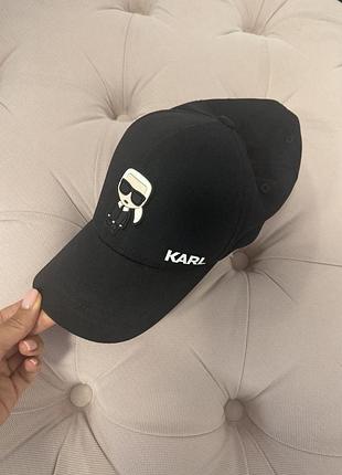 Чоловіча кепка karl lagerfeld чорна