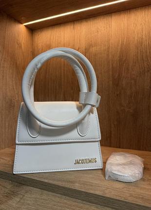 Сумка jacquemus біла
