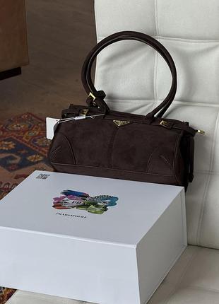 Сумка prada bonnie medium suede shoulder bag шоколад