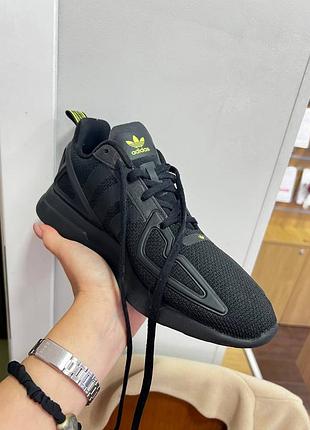 Стильні та зручні кросівки adidas у чорному кольорі, 39 розмір