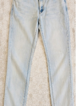 Женские светло-голубые джинсы linea tesini с кружевными отворотами (size m–l, 46–48)