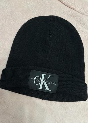 Шапка чоловіча calvin klein чорна