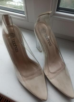 Силіковані туфлі прозорі, від бренду boohoo,в 39 розмірі.
