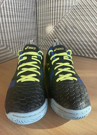 Кросівки  asics р 40 устілка 26 см. 2