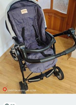 Итальянская коляска switch easy drive