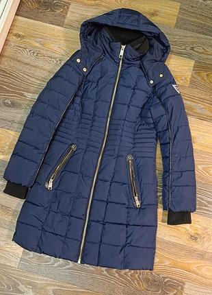 Пуховик від guess 5