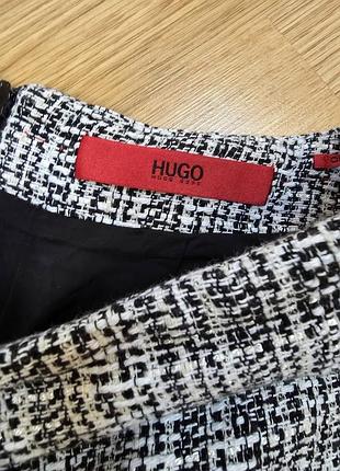 Жіноча спідниця hugo boss твідова чорно-біла