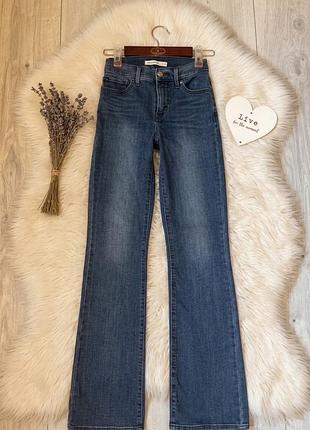 Сині джинси жіночі з високою посадкою levi’s shaping bootcut легкий кльош