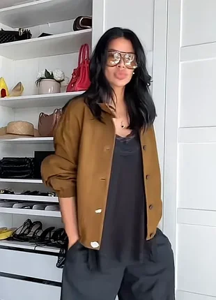 Кожаная куртка zara в винтажном стиле s, m