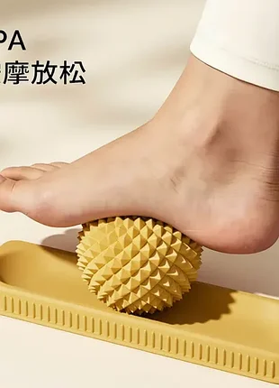 Масажер для стоп та ніг foot spa / голчастий масажний м'яч з підставкою (3d друк)