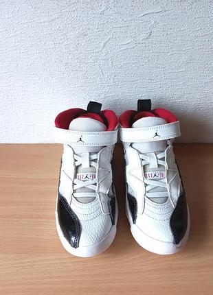 Легкі хайтопи кросівки jordan 32 р. устілка 20,5 см.