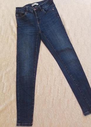 Джинсы синие скинни zara