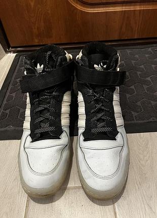 Кросівки чоловічі adidas розмір 46.5