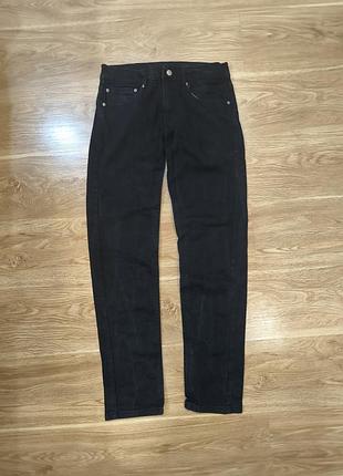 Джинсы от levis
