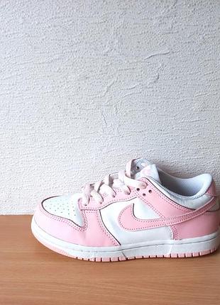 Отличные кожаные кроссовки nike dunk low 34 р. стелька 22 см.