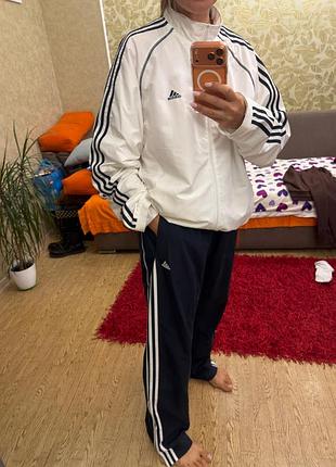 Спортивный костюм adidas