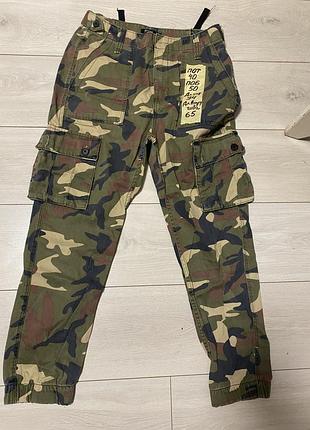 Штани дитячі bershka карго камуфляжні