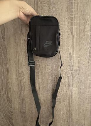 Сумка чоловіча чорна nike