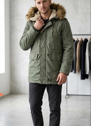 Куртка - парка від бренду alpha industries