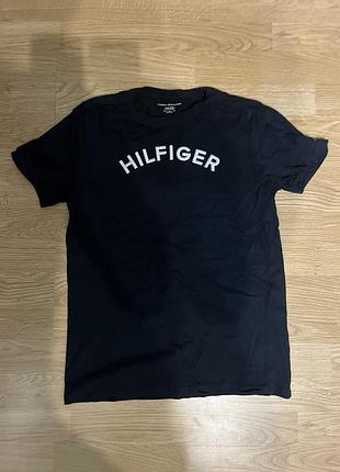 Футболка чоловіча tommy hilfiger чорна