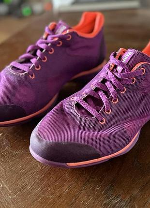 Кросівки жіночі reebok easytone фіолетові
