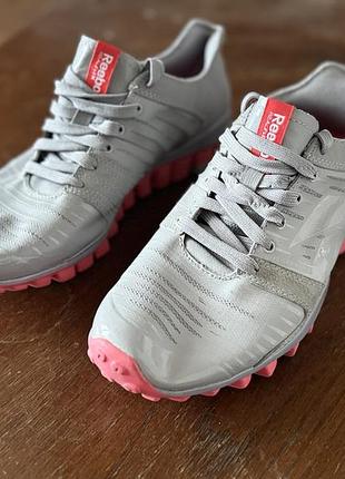Кросівки жіночі reebok realflex fusion train 2.0 сірі з рожевим