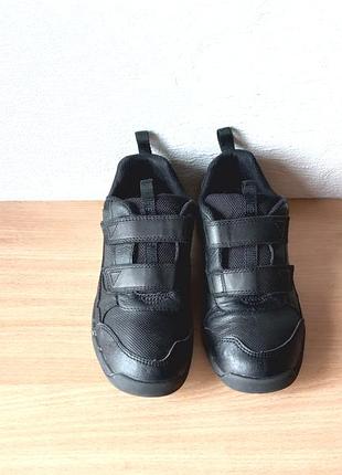 Отличные кроссовки clarks 33.5 р. стелька 21.6 см.