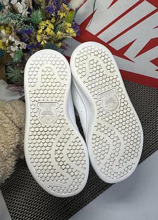 Оригінальні кросівки adidas 3