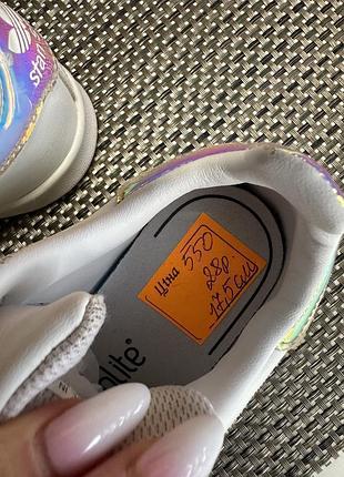 Оригінальні кросівки adidas 6