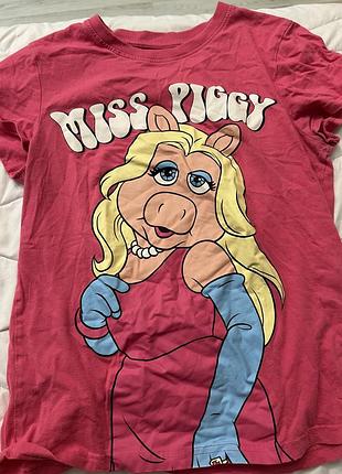 Футболка жіноча disney miss piggy рожева