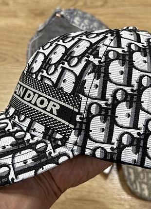 Кепка dior 5