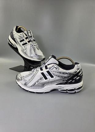 Кросівки new balance