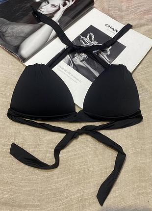 Calzedonia крутой базовый черный верх с зачатками качественного бренда (италия)