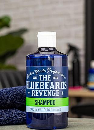 Шампунь the bluebeards revenge classic shampoo 300ml эффективно очищает волосы и кожу головы придает свежесть силу и ухоженный вид