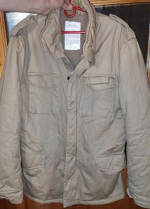 Стильная легендарная мужская полевая теплая куртка м-65 (m-65 field jacket) в бежевом цвете (также часто классифицируется как khaki или coyote).м-л