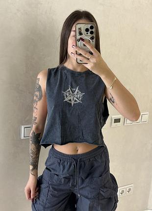 Топи  cropp сірі з принтом 2