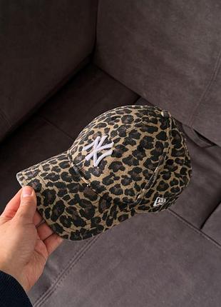 Нова кепка new era cosy leopard 9forty new york