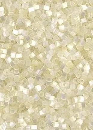 Db-672 бисер miyuki delica beads 11/0 (сатин пастельный лимонный)