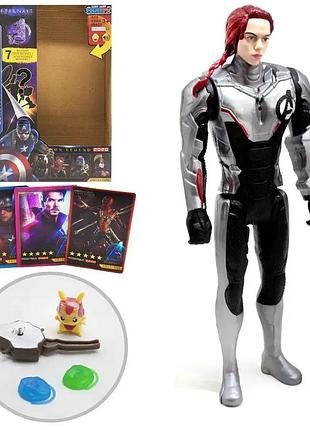 Игрушка черная вдова marvel с подсветкой, звуковыми эффектами и двумя сюрпризами (18 см)