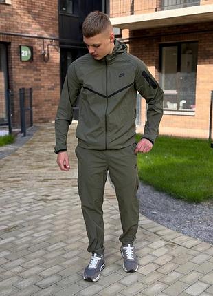 Костюм nike teech neylon