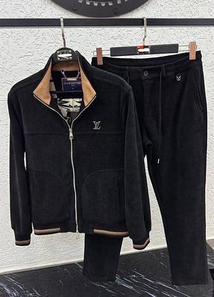 Чоловічий костюм з мікровельвету louis vuitton